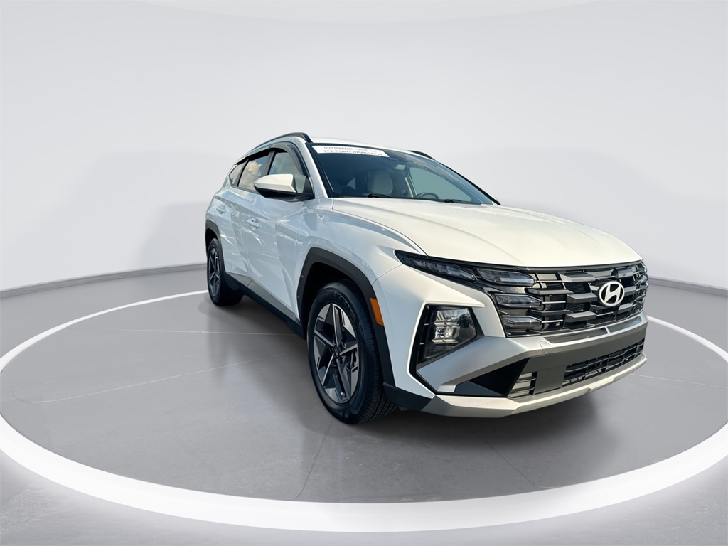 2025 Hyundai Tucson SEL photo 2