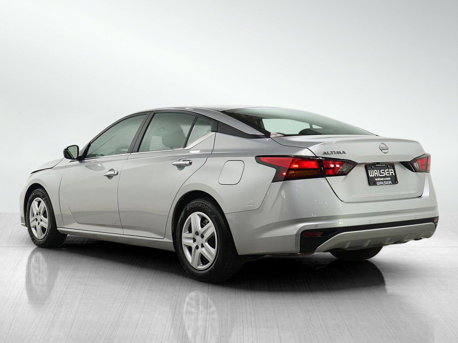 2024 Nissan Altima 2.5 S photo 3