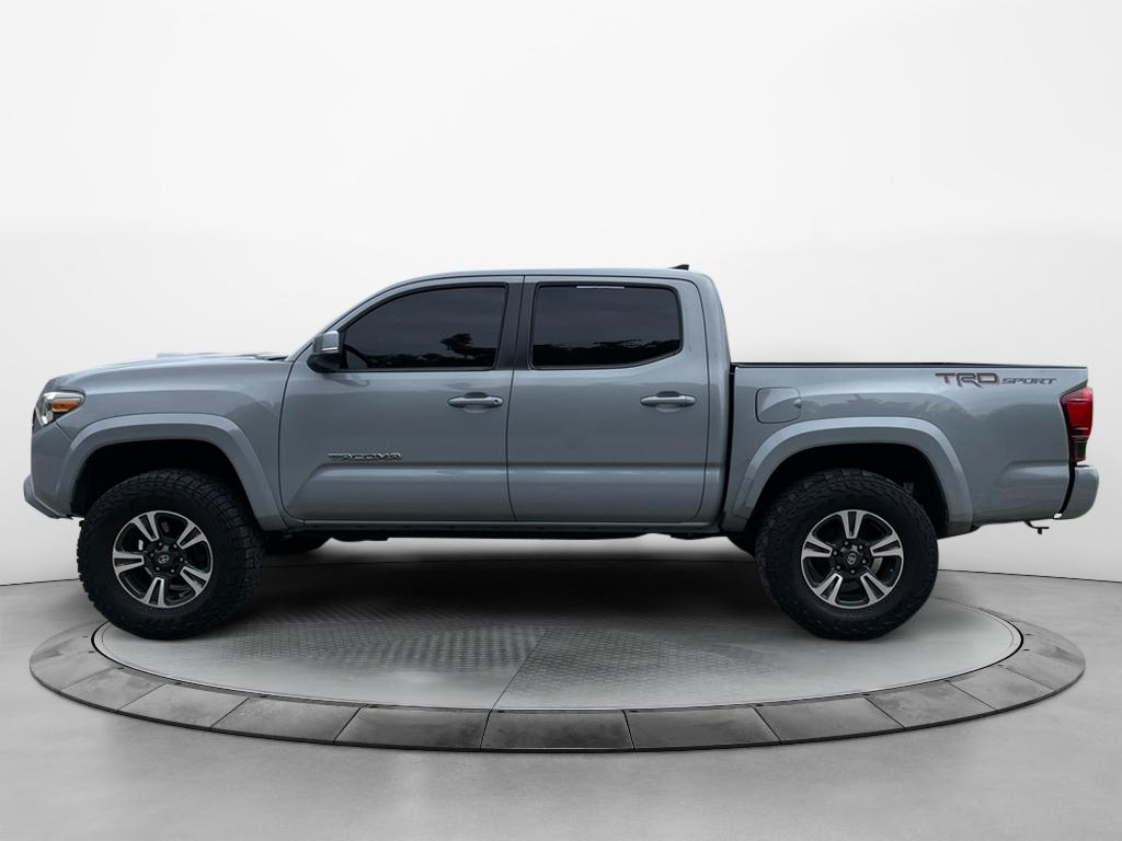 Used 2019 Toyota Tacoma TRD Sport with VIN 3TMAZ5CN7KM094926 for sale in Kansas City