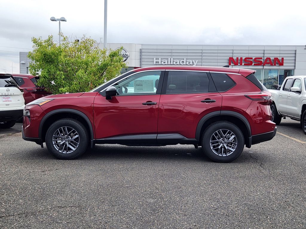 2026 Nissan Rogue S photo 2
