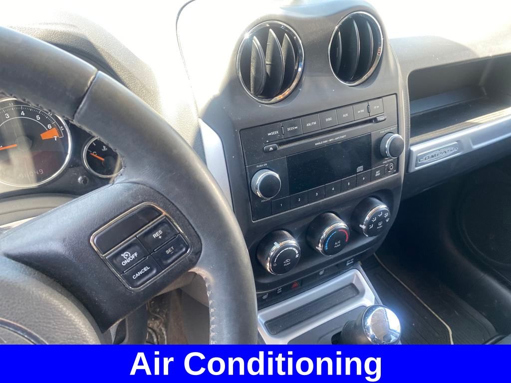 2014 Jeep Compass Latitude photo 8