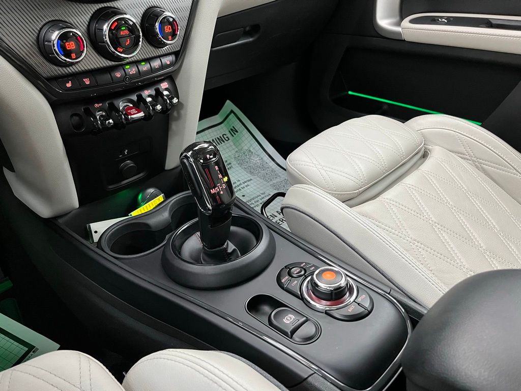 2021 Mini Cooper Signature photo 28