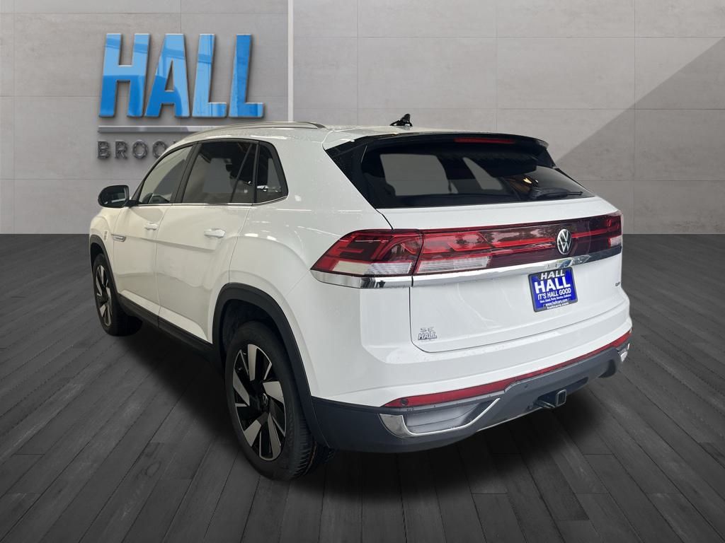 2025 Volkswagen Atlas Cross Sport SE Technology photo 3