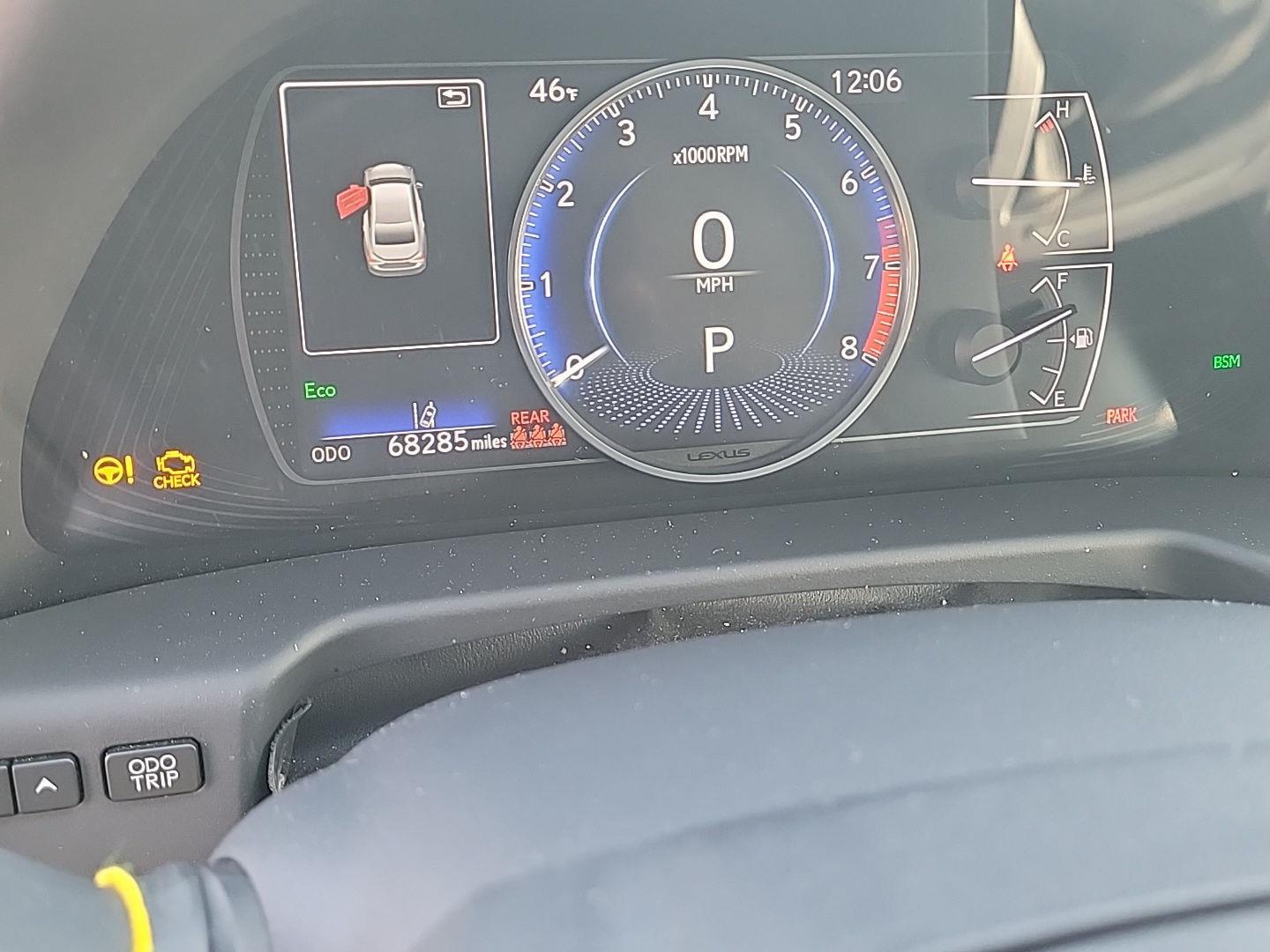 2020 Lexus ES Base's photo