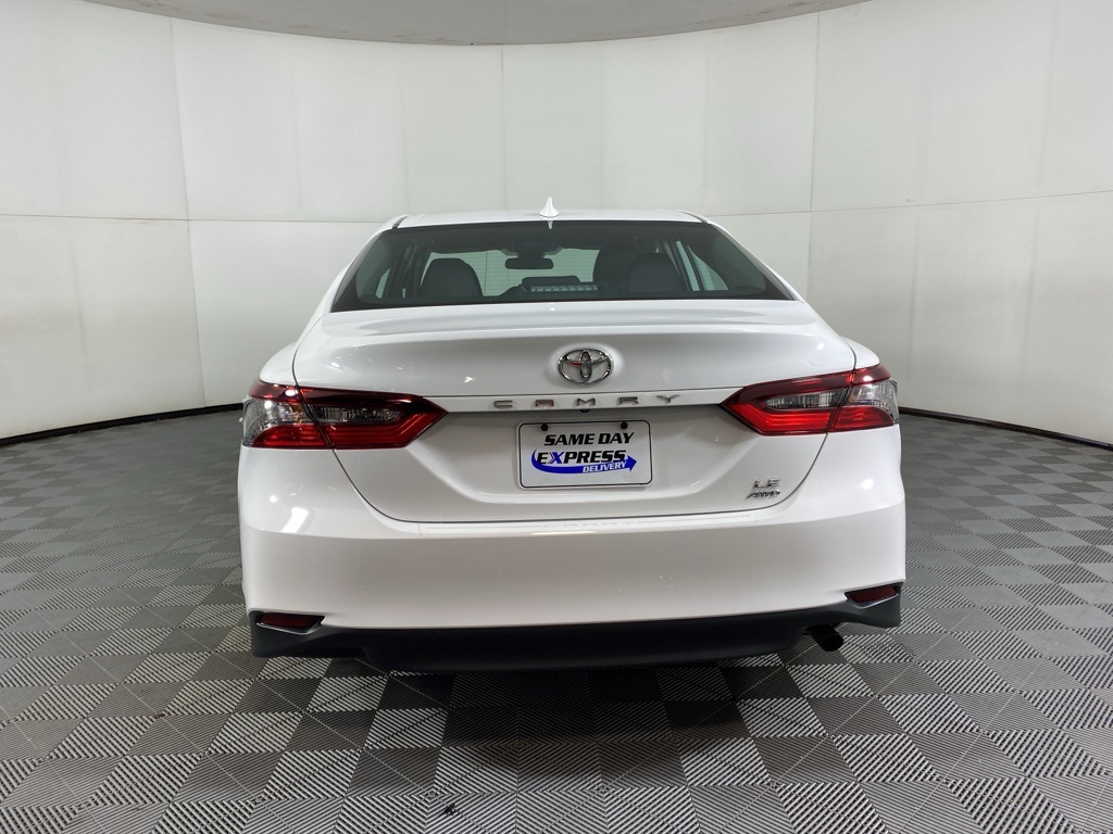 2024 Toyota Camry LE photo 15
