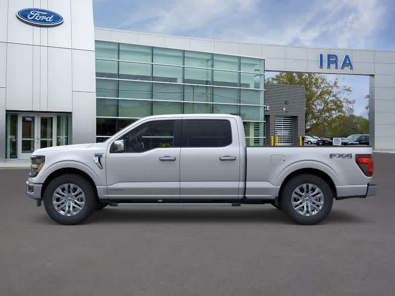 2025 Ford F-150 XLT photo 3