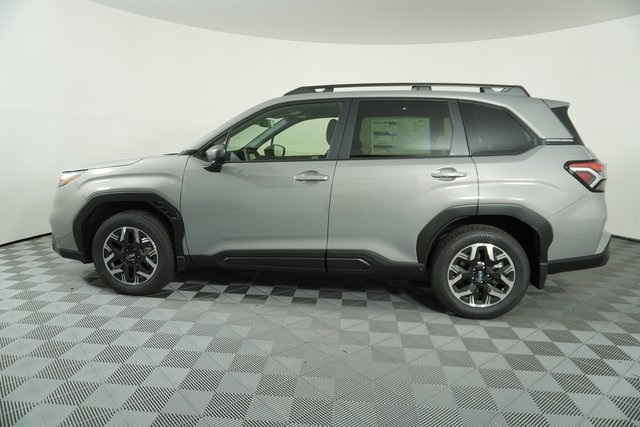 2025 Subaru Forester Premium photo 4