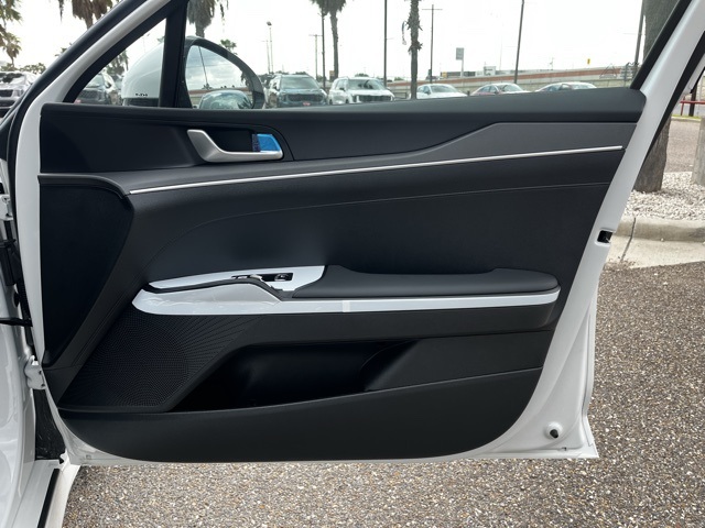 2026 Kia K5 LXS photo 21