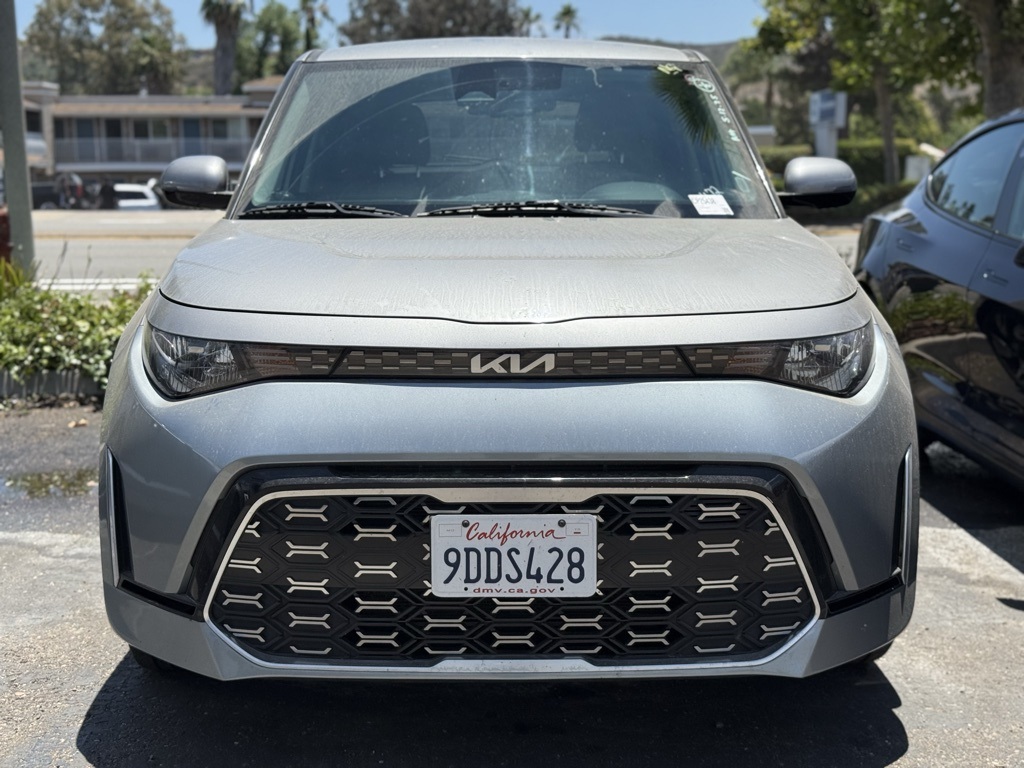2023 Kia Soul GT-Line photo 2
