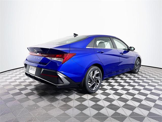2025 Hyundai Elantra SEL Convenience photo 6