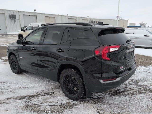 2024 Gmc Terrain AT4 photo 2