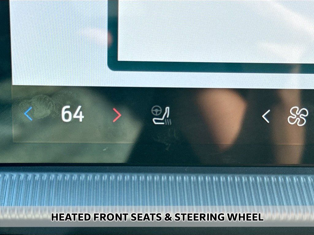 2025 Ford Explorer ST-Line photo 4