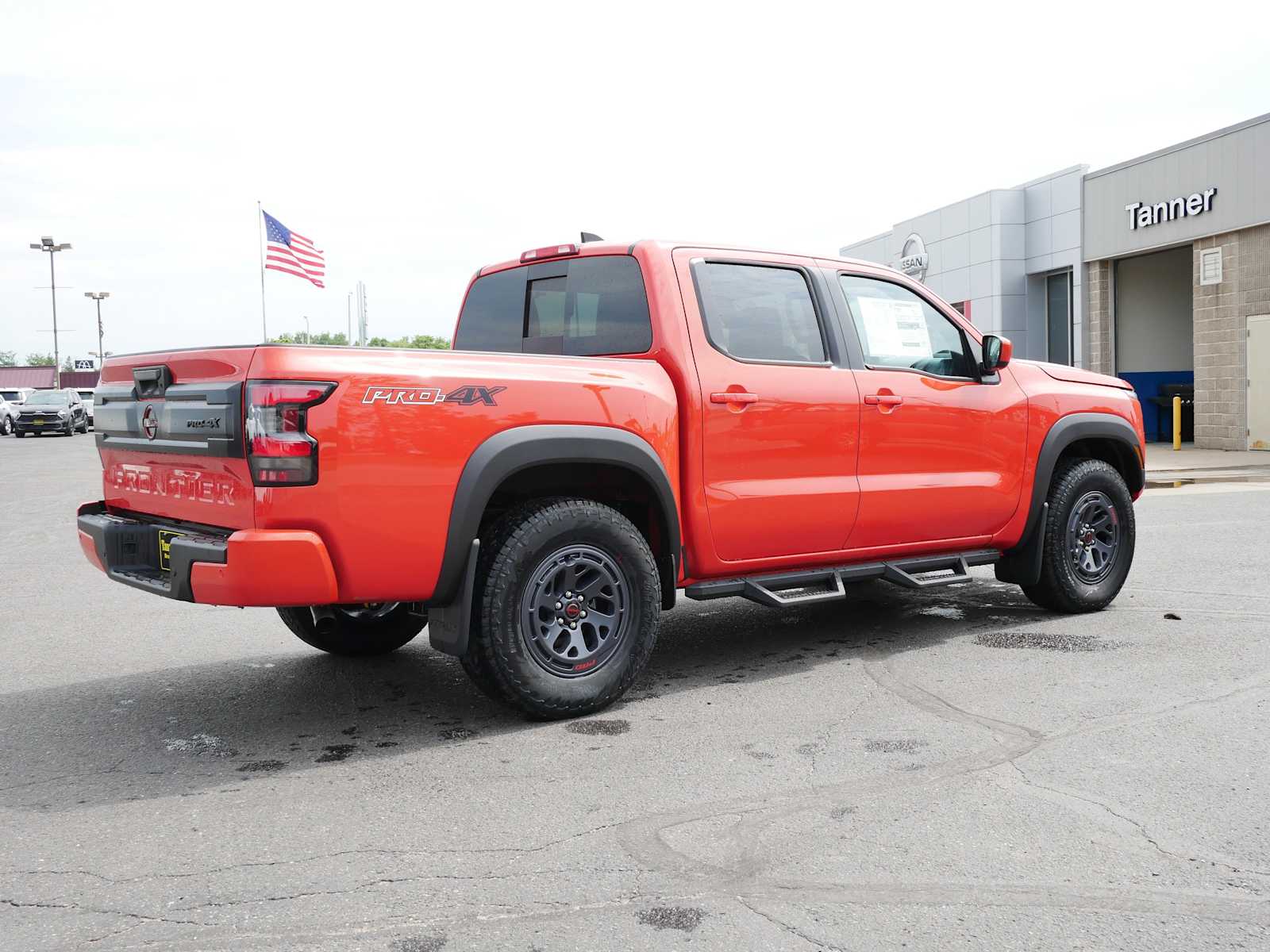 2025 Nissan Frontier PRO-4X photo 7