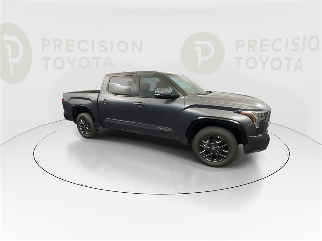 2025 Toyota Tundra Platinum CrewMax photo 24