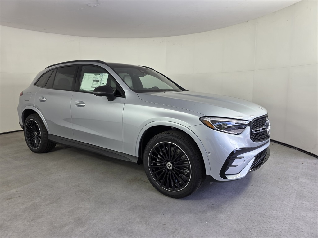 2026 Mercedes-Benz GLC Base's photo
