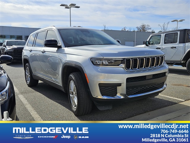 2021 Jeep Grand Cherokee L Laredo's photo