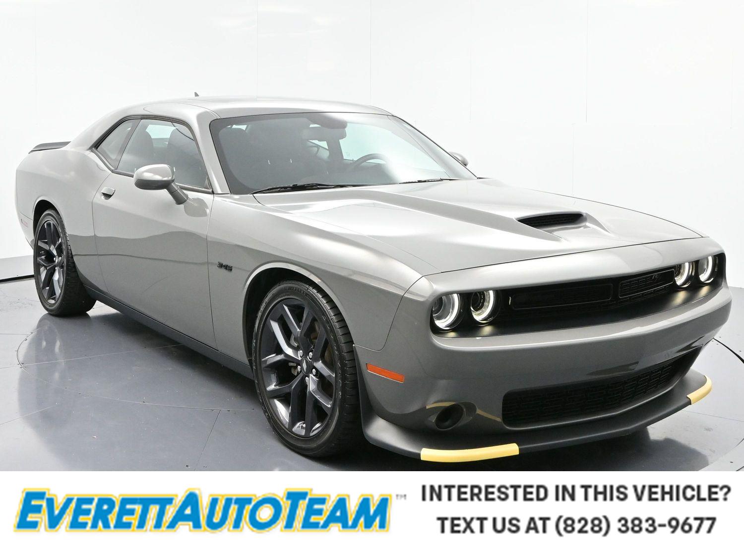 2023 Dodge Challenger R/T's photo