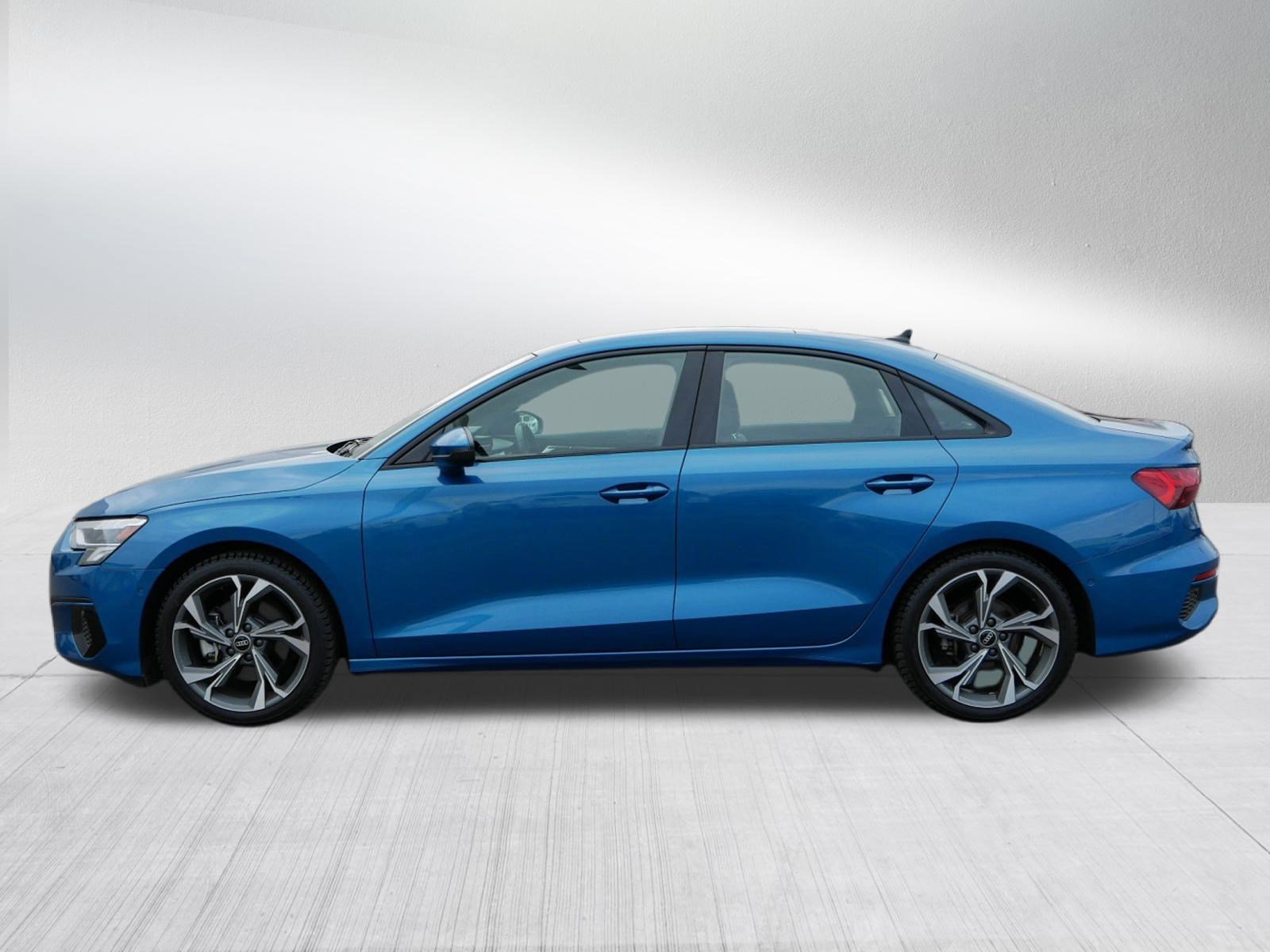 2022 Audi A3 Quattro Premium Plus photo 4