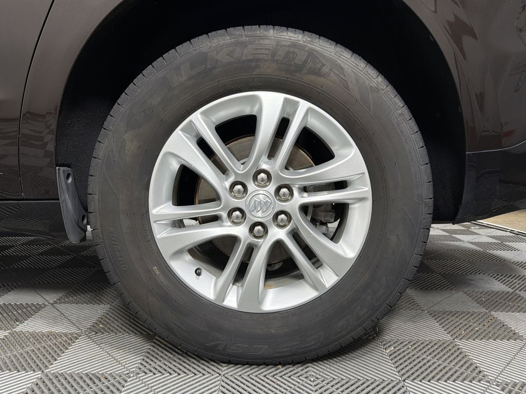 2018 Buick Enclave Essence photo 18