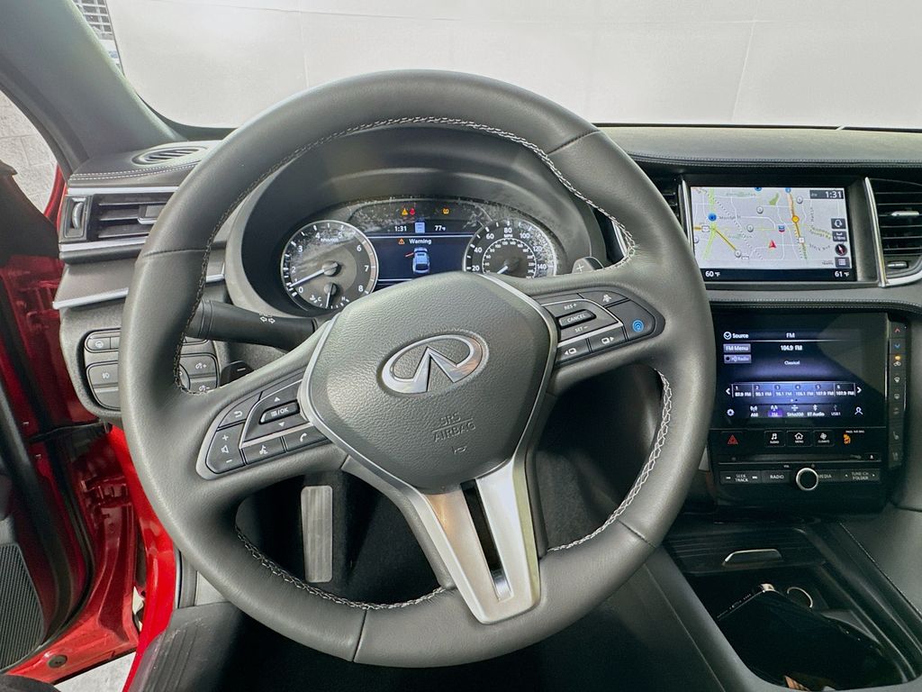 2023 Infiniti QX55 Essential photo 12
