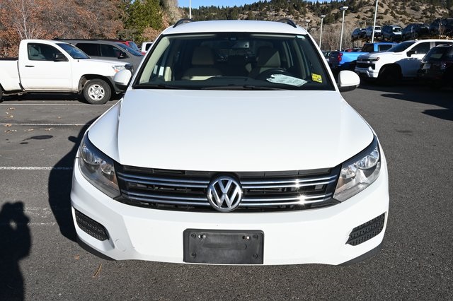 2016 Volkswagen Tiguan S photo 3