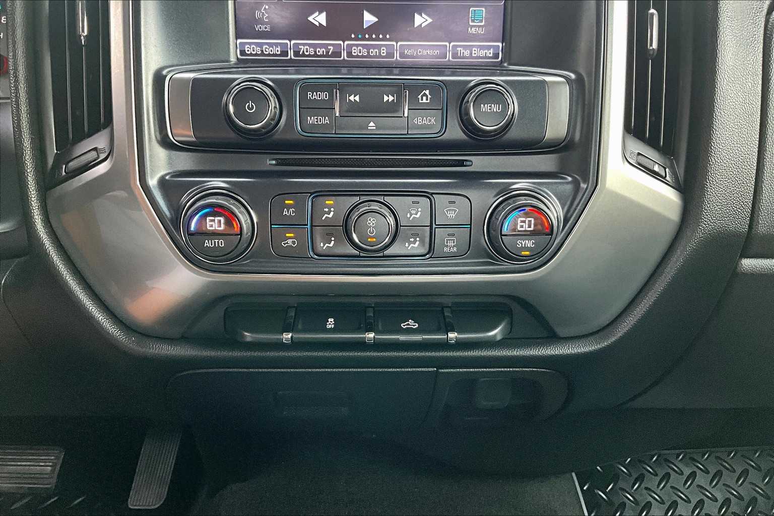 2016 Chevrolet Silverado 1500 LT photo 25
