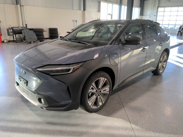 2023 Subaru Solterra Limited XT photo 3