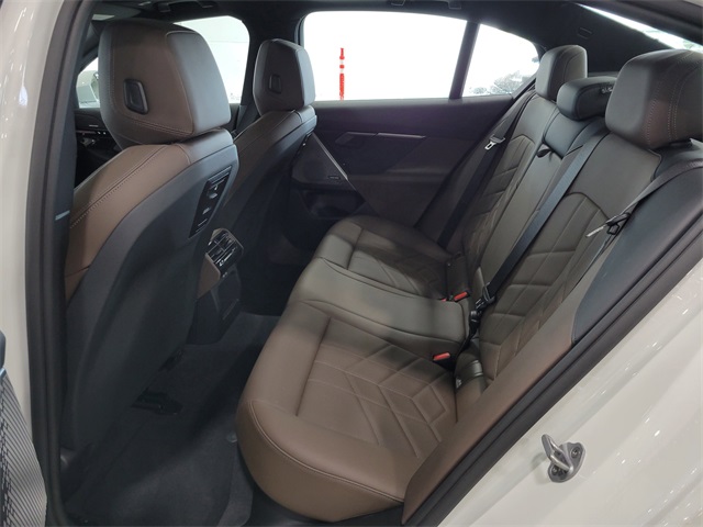 2025 Bmw 530i photo 24