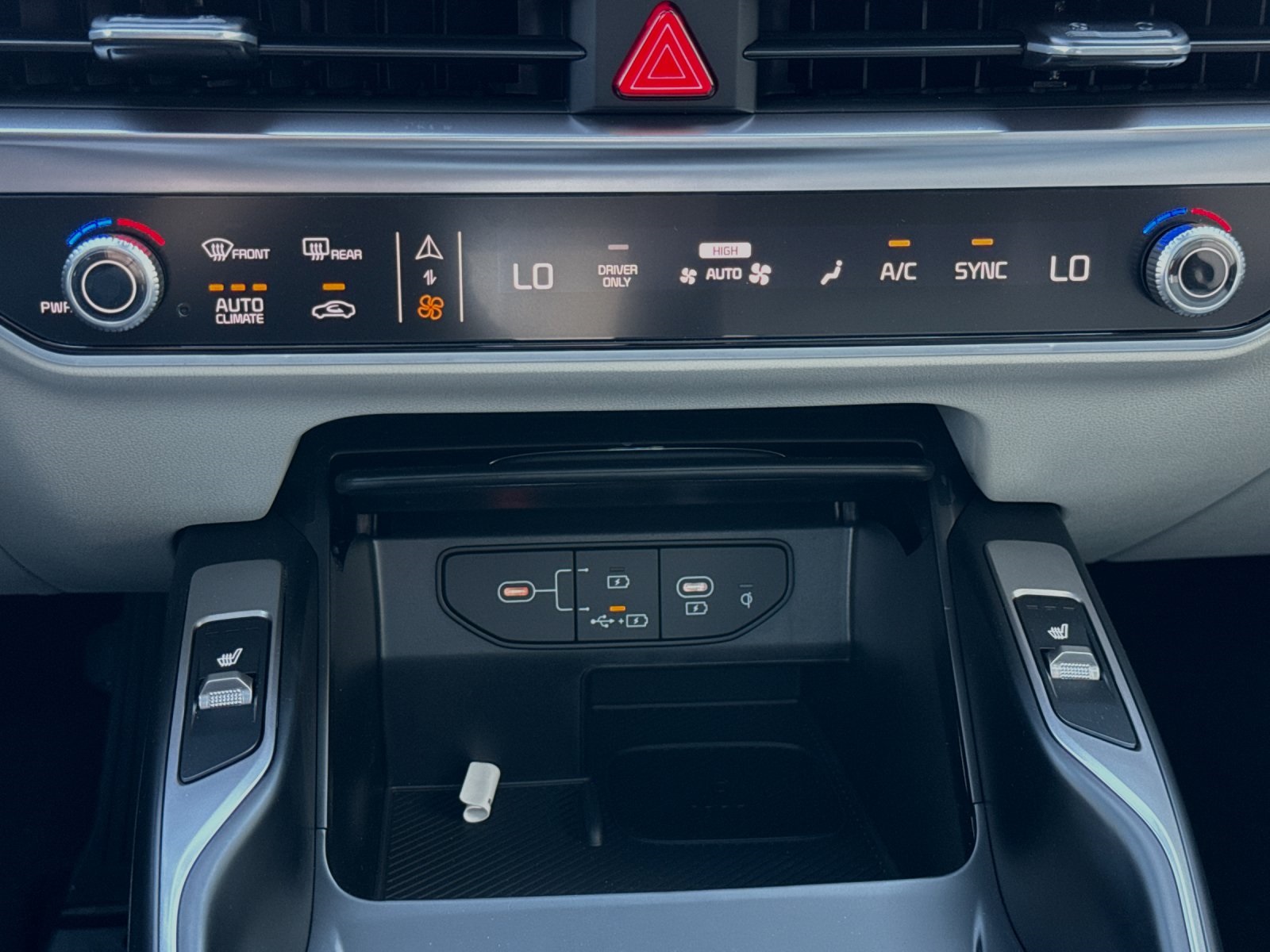 2025 Kia Sorento Plug-In Hybrid EX photo 21