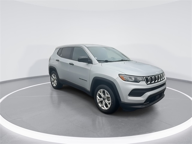 2025 Jeep Compass Sport photo 2