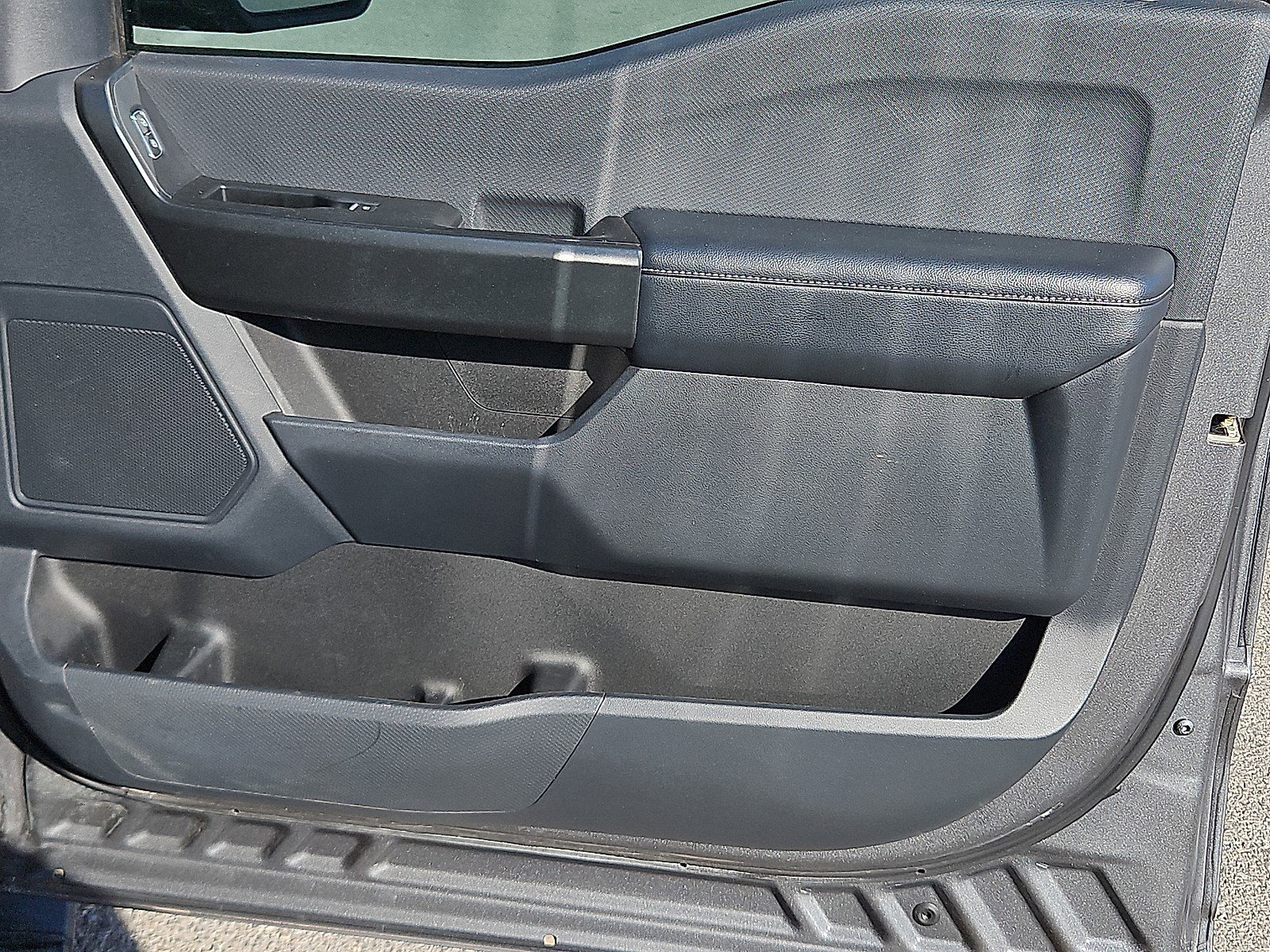 2022 Ford F-150 XL photo 25