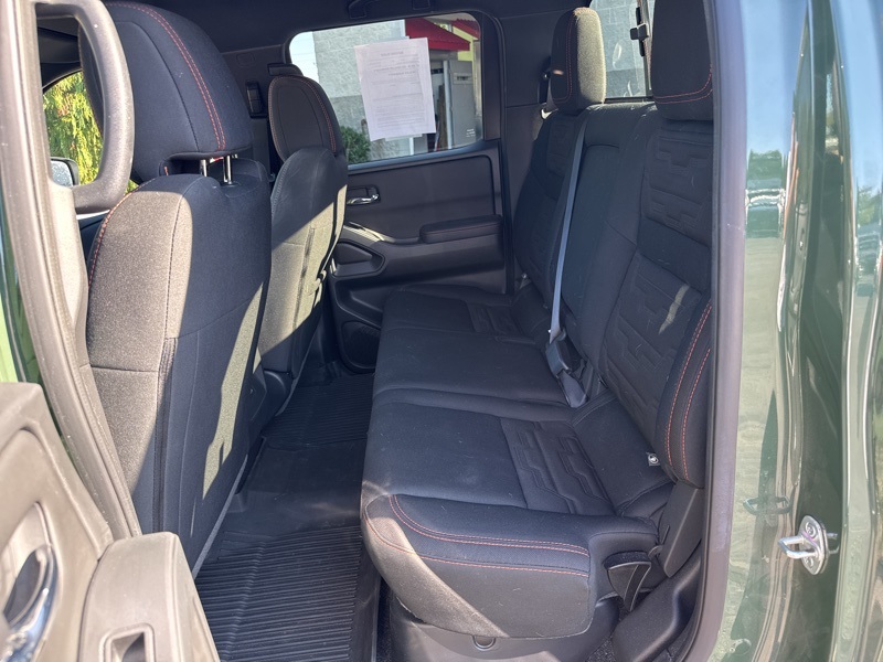 2023 Nissan Frontier PRO-4X Crew Cab photo 19