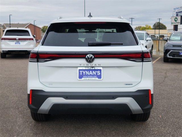 2025 Volkswagen Tiguan SE photo 3