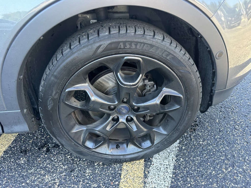 2014 Ford Escape Titanium photo 33