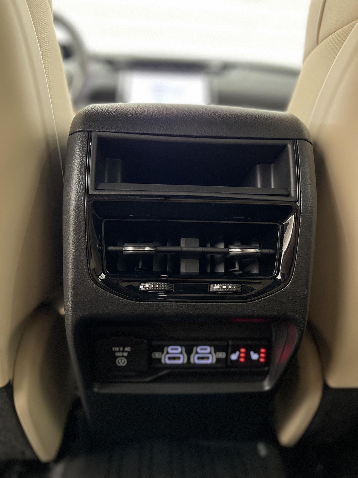 2023 Jeep Grand Cherokee Limited photo 14
