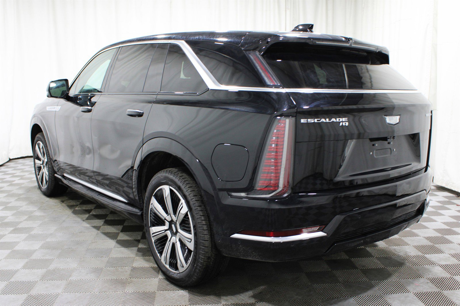 2025 Cadillac Escalade IQ Luxury photo 25