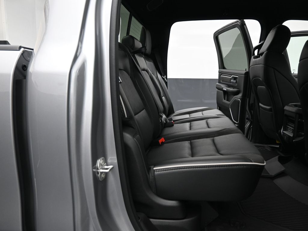 2025 Ram 1500 Laramie photo 26