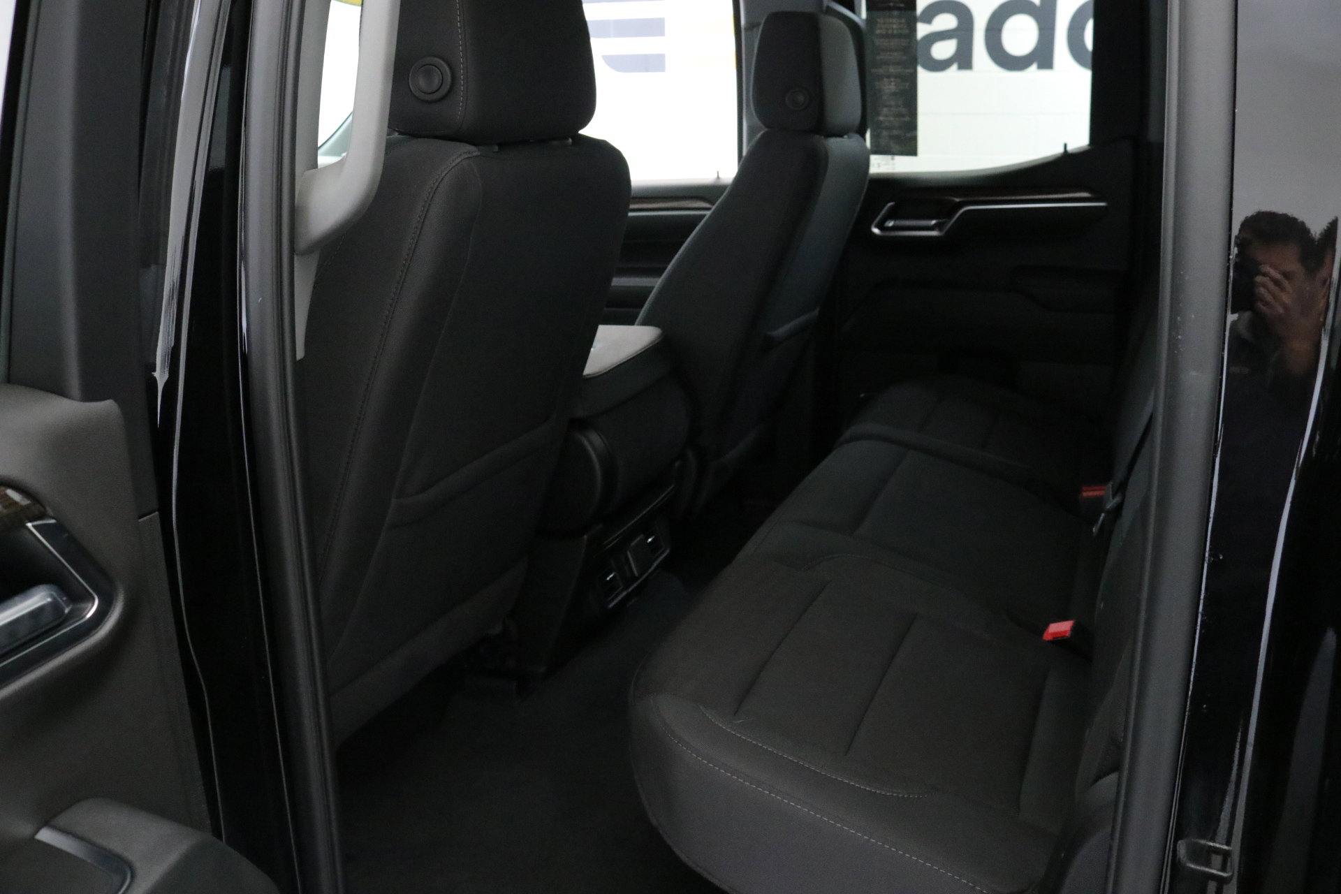 2025 Chevrolet Silverado 1500 LT photo 25