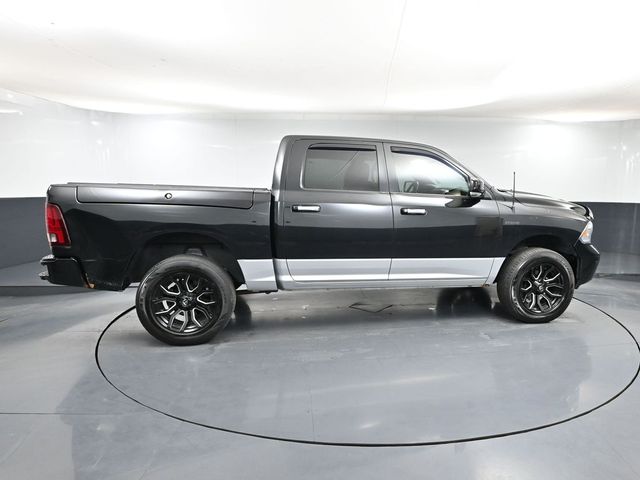 2016 Ram 1500 Laramie photo 2