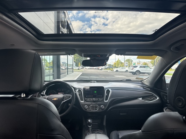 2021 Chevrolet Malibu 1LT photo 13