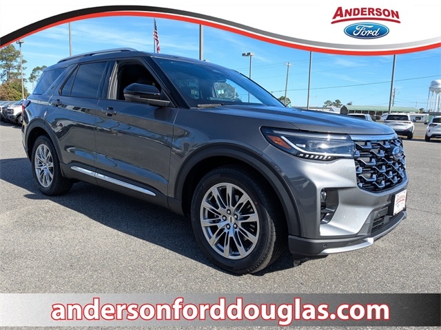 2026 Ford Explorer Platinum's photo