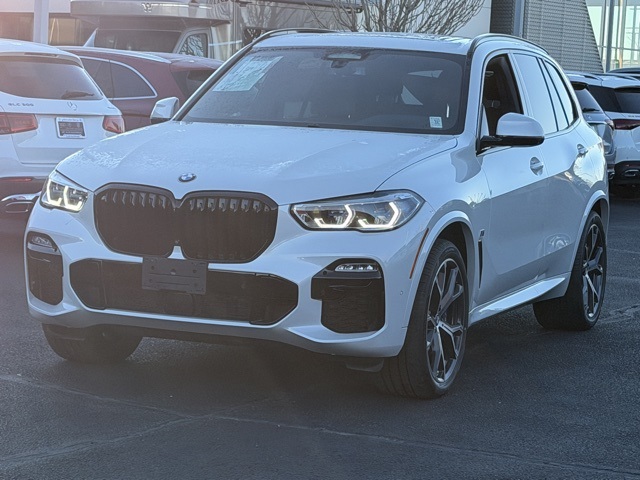 2020 BMW X5 M50i's photo