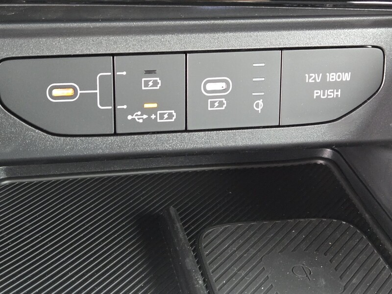 2025 Kia K5 GT-Line photo 12