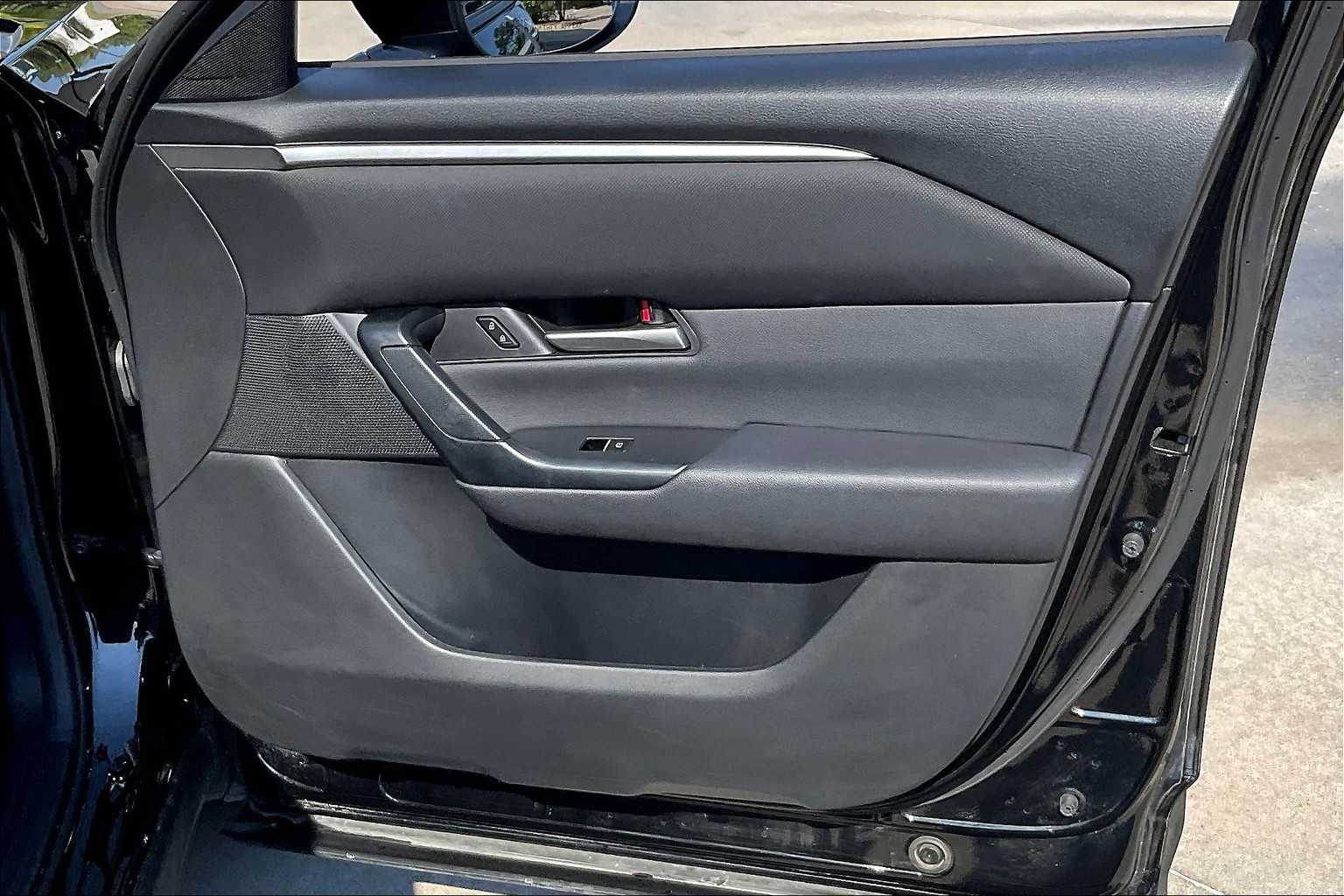 2024 Mazda CX-50 2.5 S Preferred photo 21