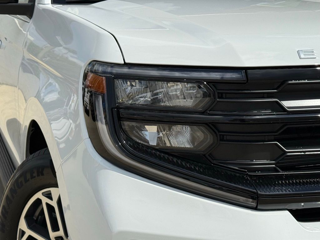 2025 Ford Expedition MAX photo 2