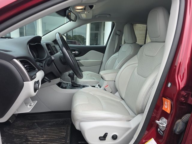 2021 Jeep Cherokee Altitude Latitude Lux photo 8
