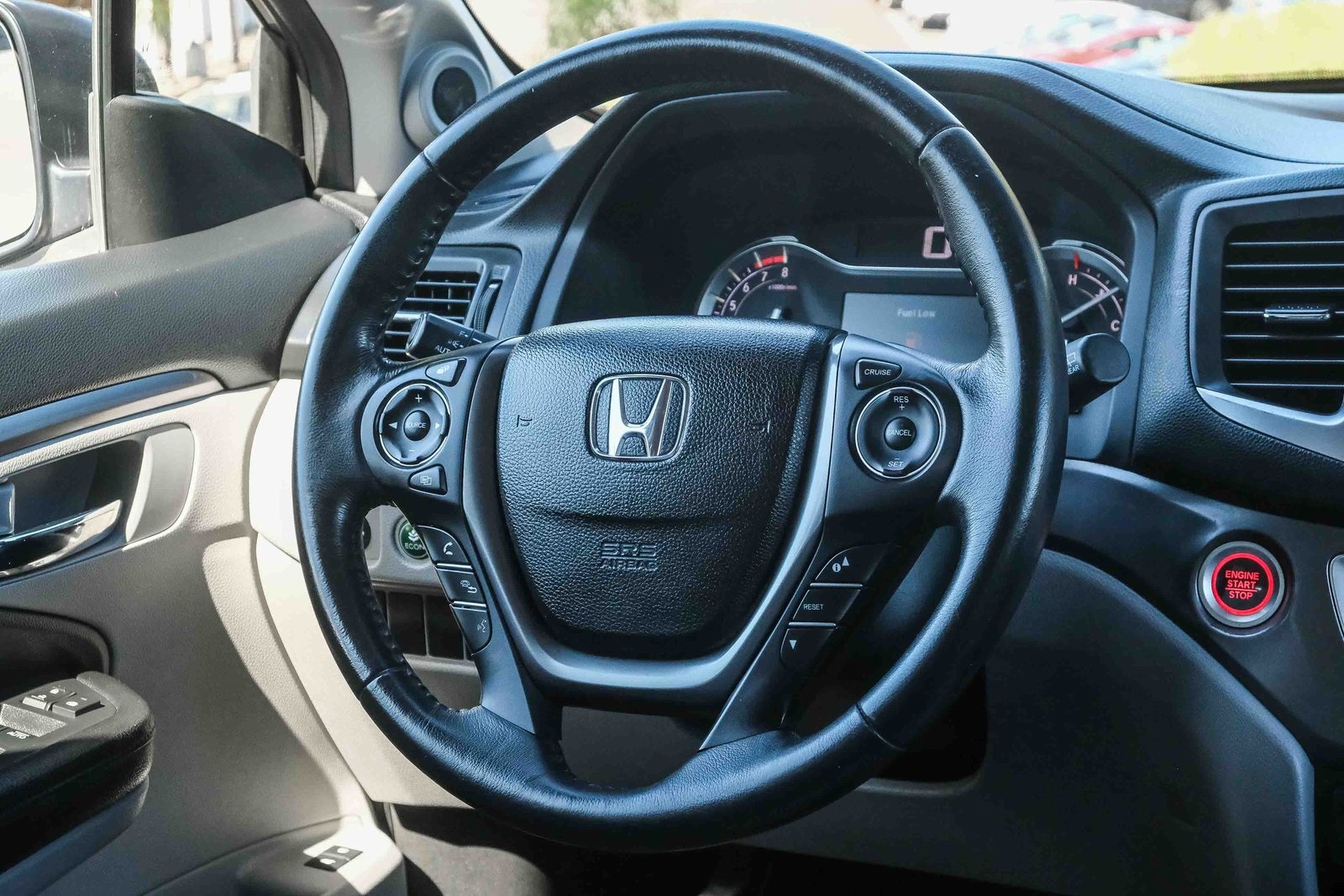 2017 Honda Pilot EX-L photo 14
