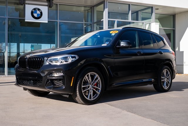 2021 BMW X3 40i's photo