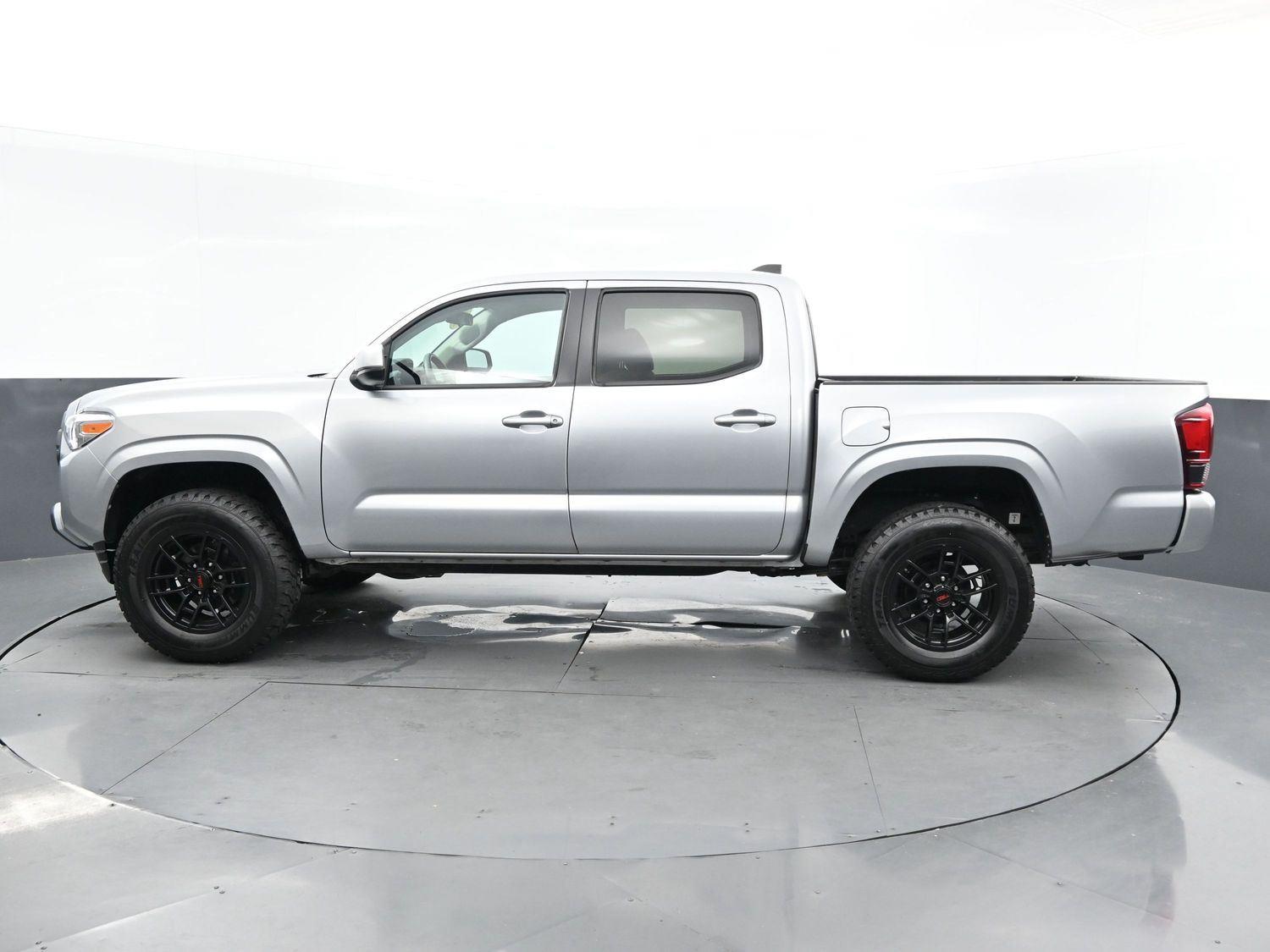 2022 Toyota Tacoma SR photo 4
