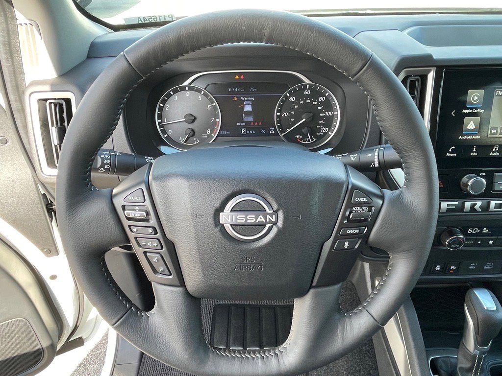 2025 Nissan Frontier SV photo 16
